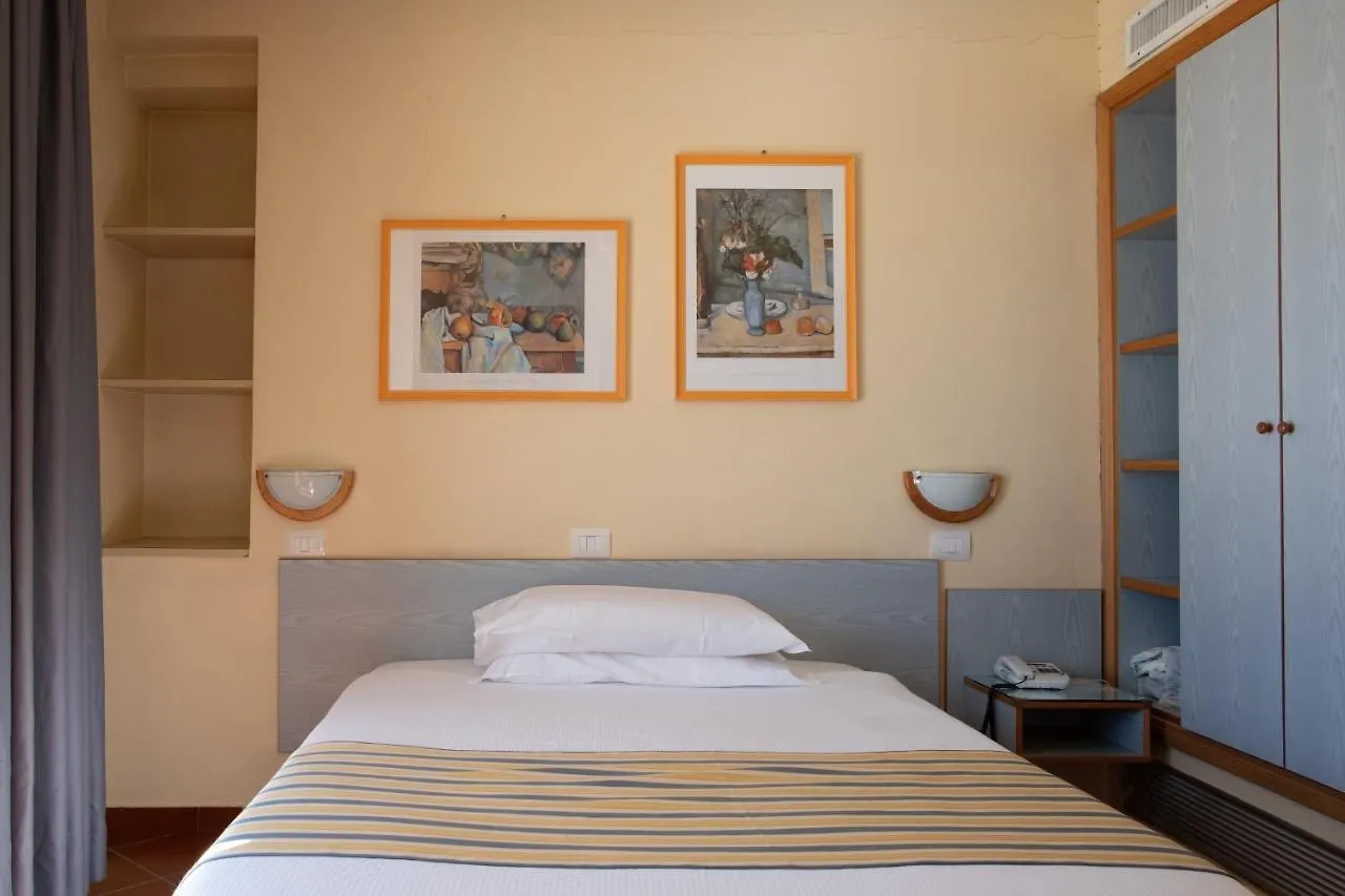 ***  Hotel Ping Pong Ostia Italië