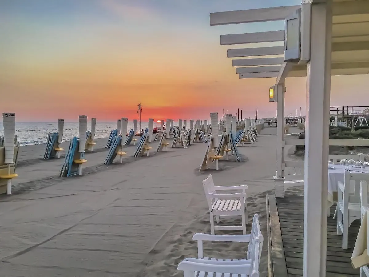 Hotel Ping Pong Ostia